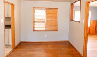 204 Acoma Dr, Clovis, NM 88101