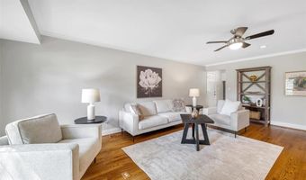 673 Lemonwood Dr, Ballwin, MO 63021