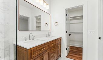 10 Chesterfield Lake Dr, Beaufort, SC 29906