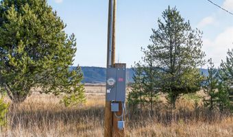 10201 Packsaddle Rd, Cascade, ID 83611