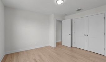 50 Red Maple Ln, Warwick, RI 02886