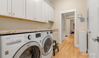 14 Starling Pass, Asheville, NC 28804