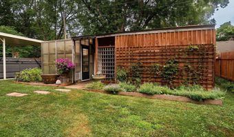 1108 Elm St, Baldwin City, KS 66006
