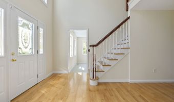 555 Waterville Rd, Avon, CT 06001