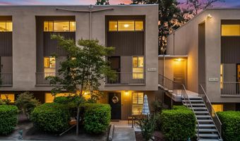 5700 Baltimore Dr 215, La Mesa, CA 91942