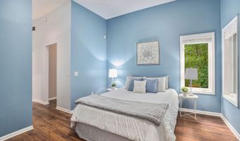 240 Pettis Ave NE, Ada, MI 49301
