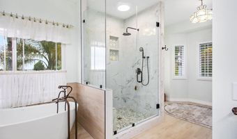6823 Corintia St, Carlsbad, CA 92009