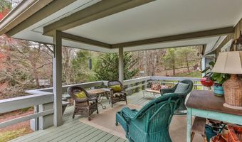 521 Azalea Ln, Cashiers, NC 28717