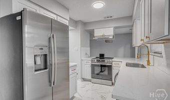 127 Holland Park Cir, Savannah, GA 31419