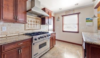 25 Watson Dr, Andover, NJ 07801