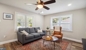 10 N HOMELAND Ave N, Annapolis, MD 21401