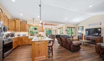 80 Parkland Dr, Blanchard, ID 83804