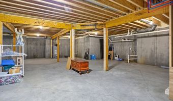 4025 Lochview Ct, Bargersville, IN 46106