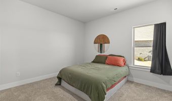 12592 Whitcomb Cir, Athens, AL 35613