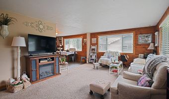 604 Cemetery Rd, Dayton, WY 82836