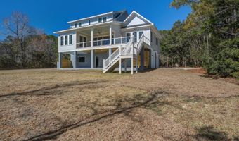 7527 Ladys Secret Ln, Awendaw, SC 29429