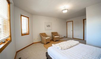 2701 Arrowwood Dr NW, Alexandria, MN 56308