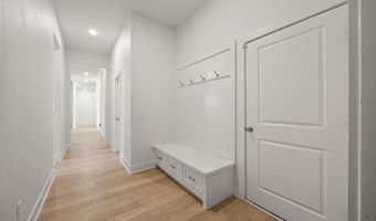 1291 Elizabeth Loop, Bentonville, AR 72713