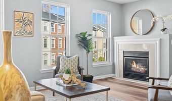 6208 LES DORSON Ln, Alexandria, VA 22315