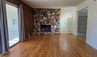 900 S Calico Cir, Anaheim, CA 92804