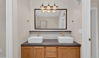 915 N Gabaldon Rd, Belen, NM 87002