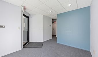 1287 Worthington Woods Blvd, Columbus, OH 43085