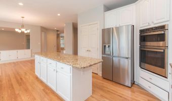 10709 BOSWELL Ln, Potomac, MD 20854