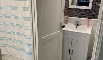 506 N Sprunger St, Berne, IN 46711