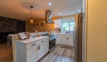 2312 N 200 E, Anderson, IN 46012