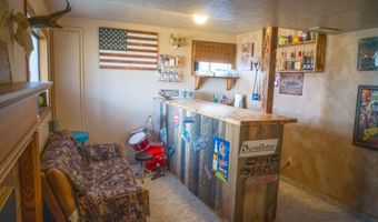 665 Easy St, Green River, WY 82935