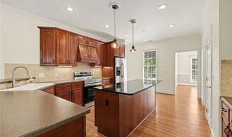 121 N Wildcat Run Ct, Advance, NC 27006