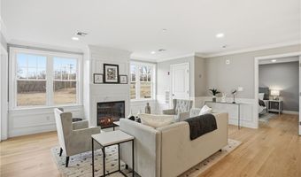 9 Joseph N Zenga Jr Blvd 301, East Greenwich, RI 02818