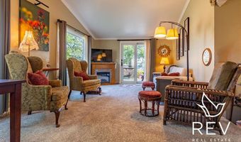 89 W Rocky Rd, Cody, WY 82414