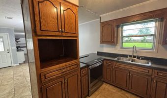 303 Melwood Dr, Amory, MS 38821