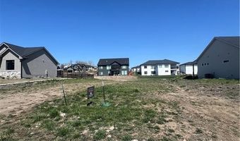 17643 Valley View Dr, Clive, IA 50325