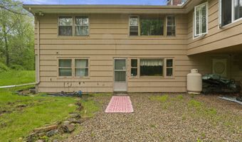 27 Adams Rd, Bloomfield, CT 06002