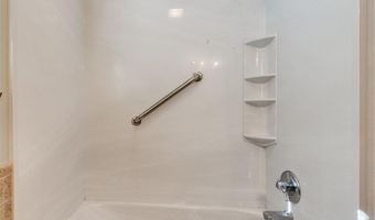 3704 N Riverside Dr, Bethany, OK 73008