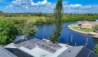 6531 SANTIAGO Ct, Apollo Beach, FL 33572