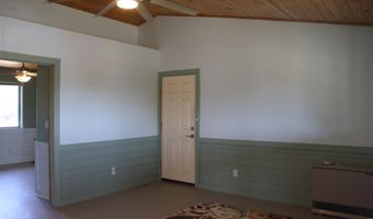 1155 W Half Moon Ct, Ash Fork, AZ 86320