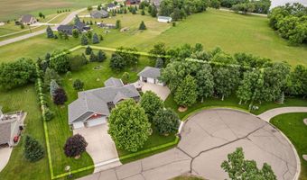 2111 Robins Nest SE, Alexandria, MN 56308