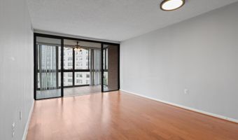 1001 N RANDOLPH St 715, Arlington, VA 22201