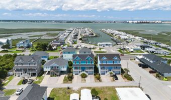 105 Winston Ave A, Atlantic Beach, NC 28512