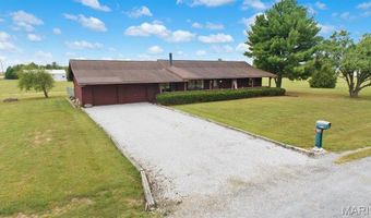 11938 Davis Rd, Alhambra, IL 62001