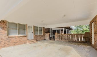 226 Edgewood Dr, Americus, GA 31709