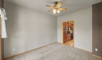 2514 SW Ridgeway Ct, Ankeny, IA 50023