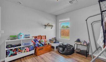 1537 Avalon Dr, Altus, OK 73521