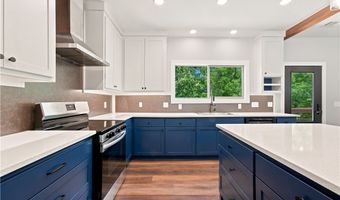 23 Topcliffe Ln, Bella Vista, AR 72715