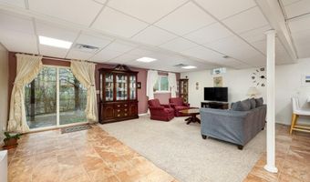 3339 Elsinore Ct, Ann Arbor, MI 48105