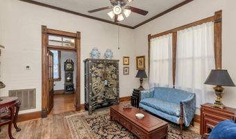 1909 Cedardale Ave, Baton Rouge, LA 70808