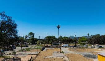 351 W Harriet Ave, Altadena, CA 91001